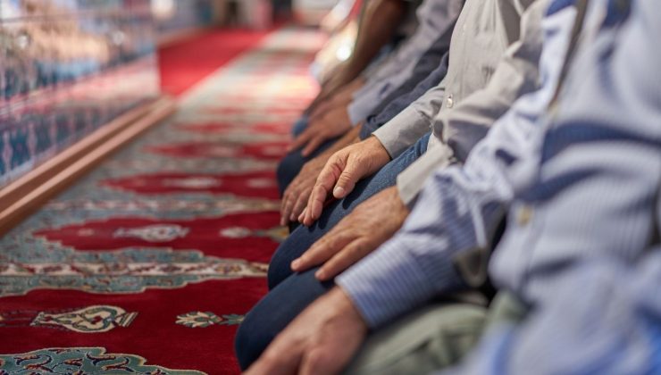 Türkiye’de dindarlık azalıyor, inançsızlık artıyor