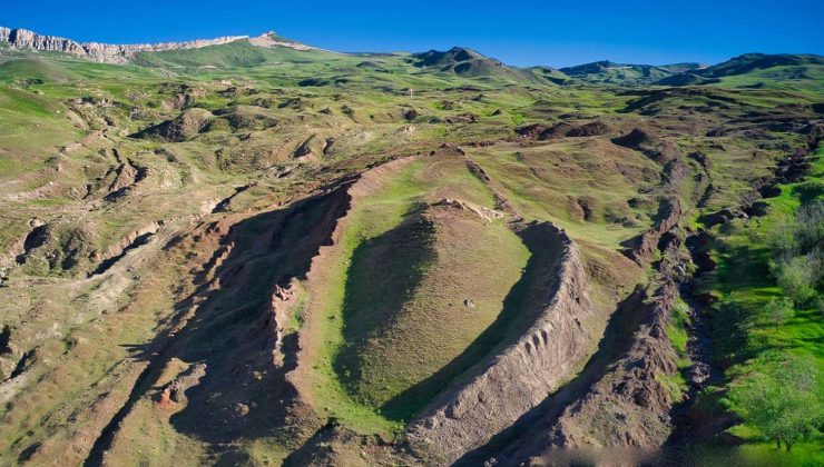 Nuh’un Gemisi Ağrı’da mı ?