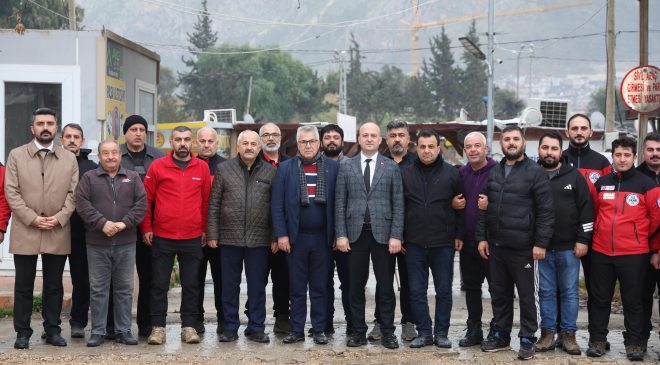 Gebze Belediye Başkanı Zinnur Büyükgöz’den Elektronikçiler Çarşısı’na Anlamlı Ziyaret