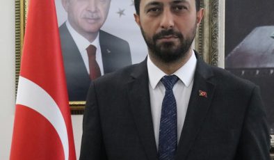 YAYLADAĞI’NIN VİZYONER BAŞKANI YALÇIN KENT MEYDANI PROJESİNİN STARTINI VERDİ