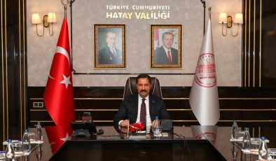 HATAY’DA YAPAY ZEKÂ VE EĞİTİM SEMİNERİ DÜZENLENDİ
