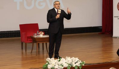 Hatay’da Gençlik Buluşması: Hüseyin Yayman, İhtisas Akademi Programında Gençlerle Bir Araya Geldi