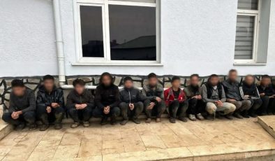 JANDARMADAN YAYLADAĞI’NDA NOKTA OPERASYON: 11 GÖÇMEN VE 1 ORGANİZATÖR YAKALANDI