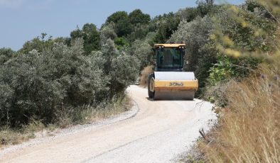 HBB’DEN DEFNE DÖVER MAHALLESİ’NDE YOL ÇALIŞMASI