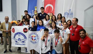 ANTAKYA’DA KAMİL KÖSEOĞLU YÜZME TURNUVASI YAPILDI