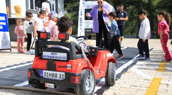 HBB, İSKENDERUN’DA ÇOCUKLARA TRAFİK EĞİTİMİ VERDİ